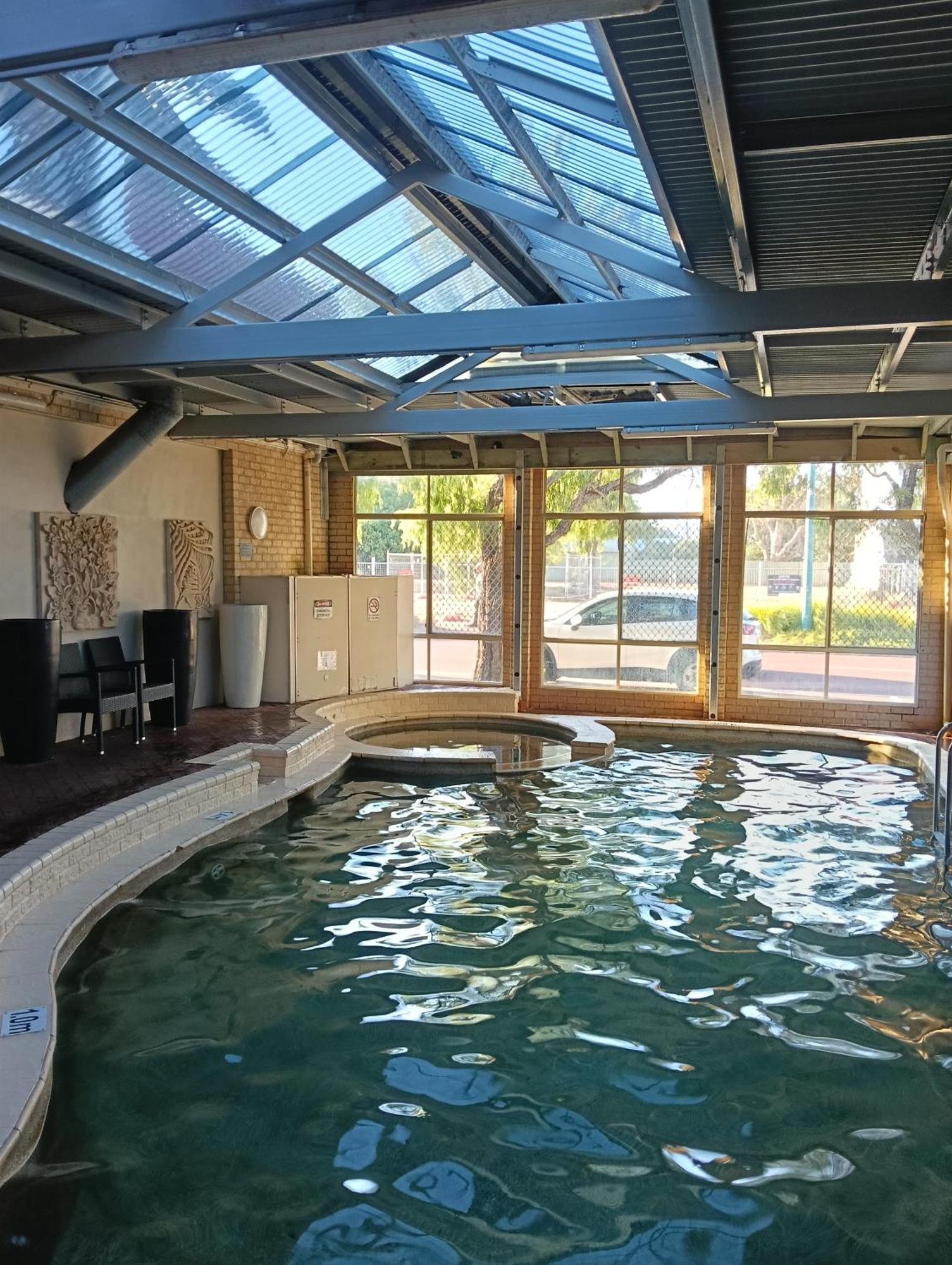 Dunsborough Apartments & Suites Extérieur photo