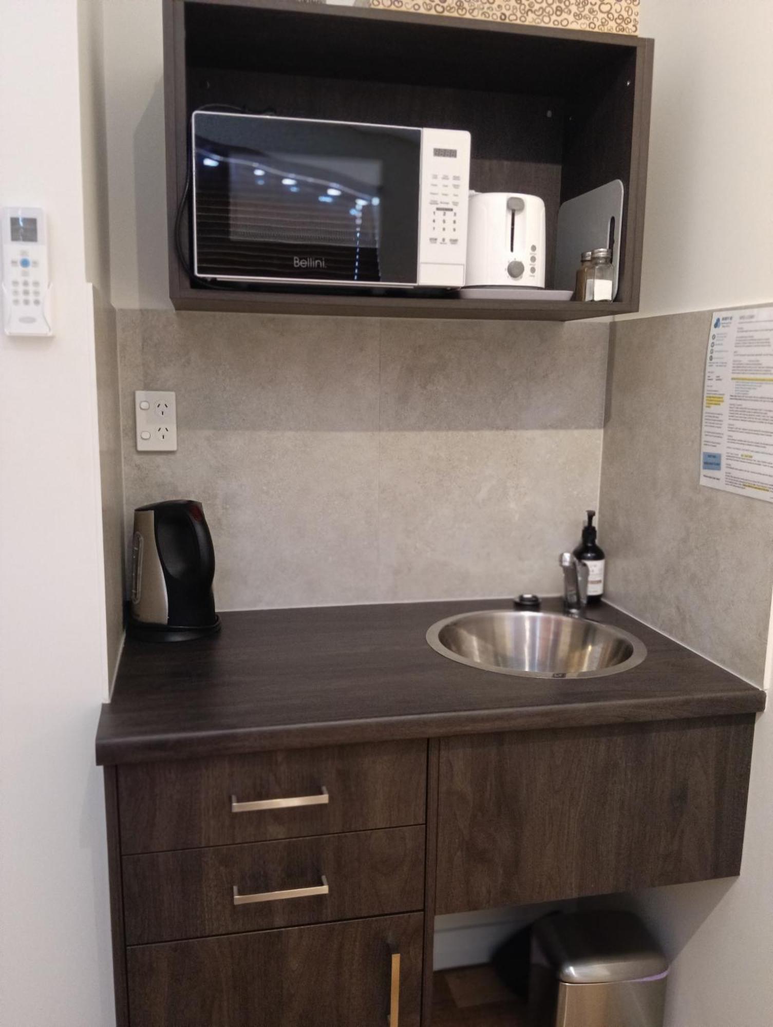 Dunsborough Apartments & Suites Extérieur photo
